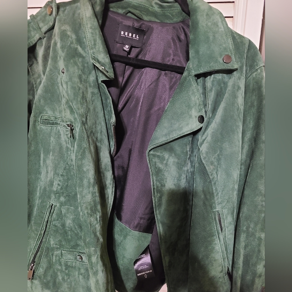 Rebel Wilson Green Suede Jacket...Worn Twice - image 1